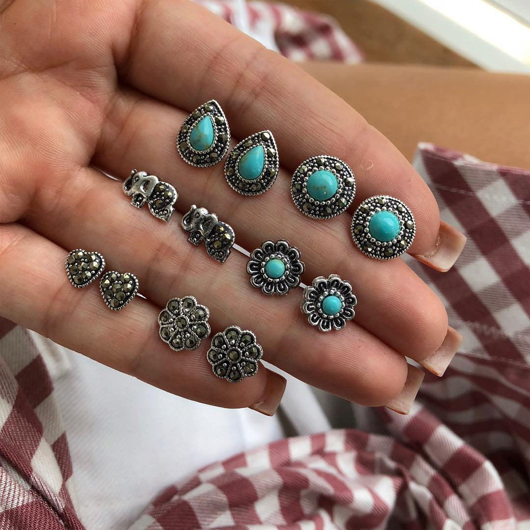 Vintage oval turquoise teardrop earrings