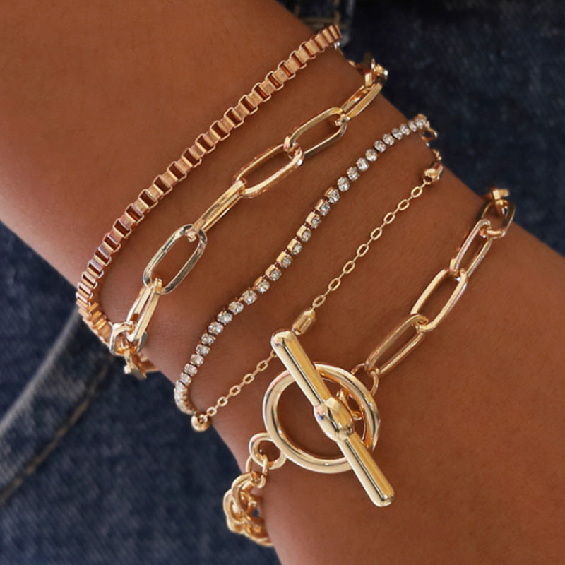 Diamond-studded round bead bracelet