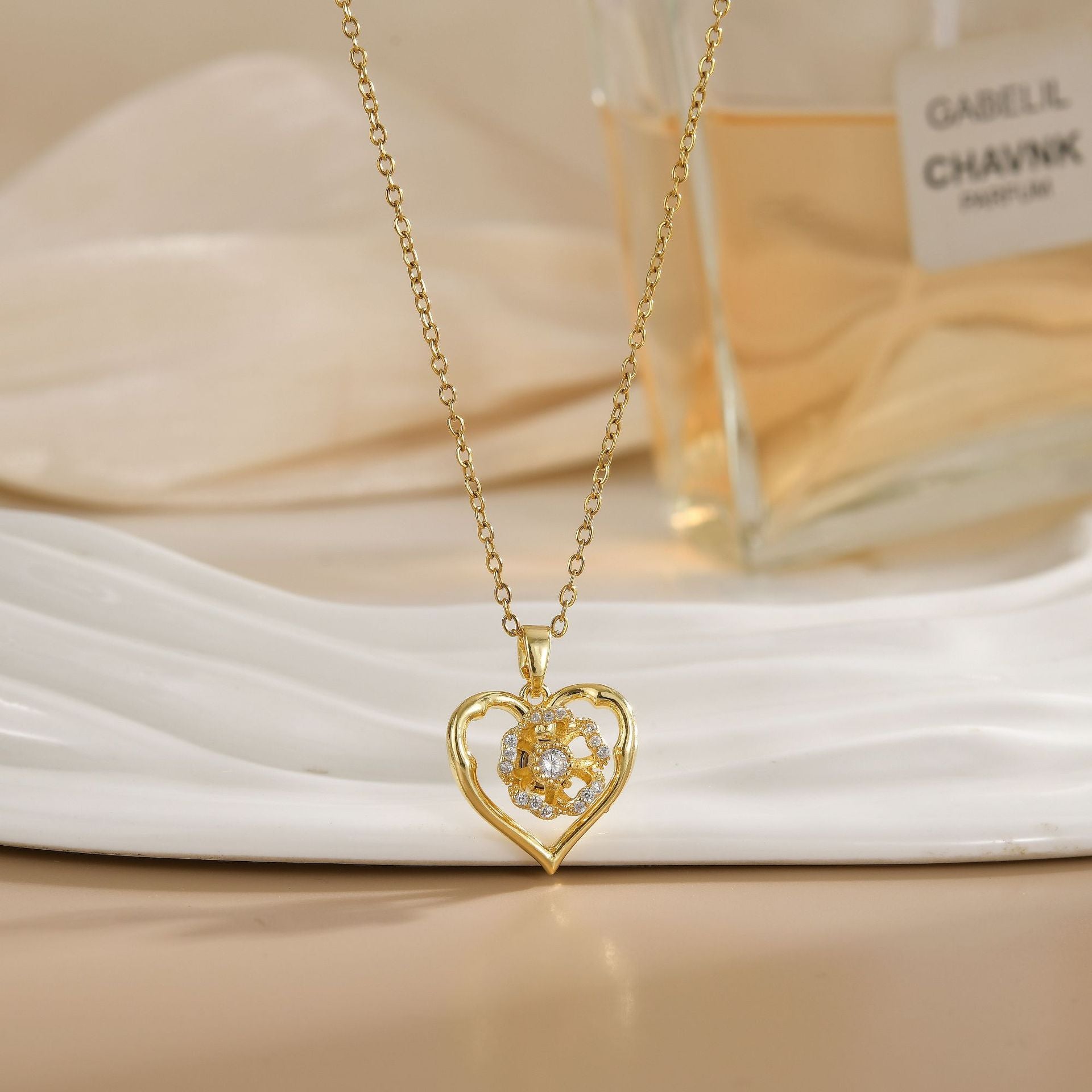 Rotating Zircon Flower Titanium Steel Necklace