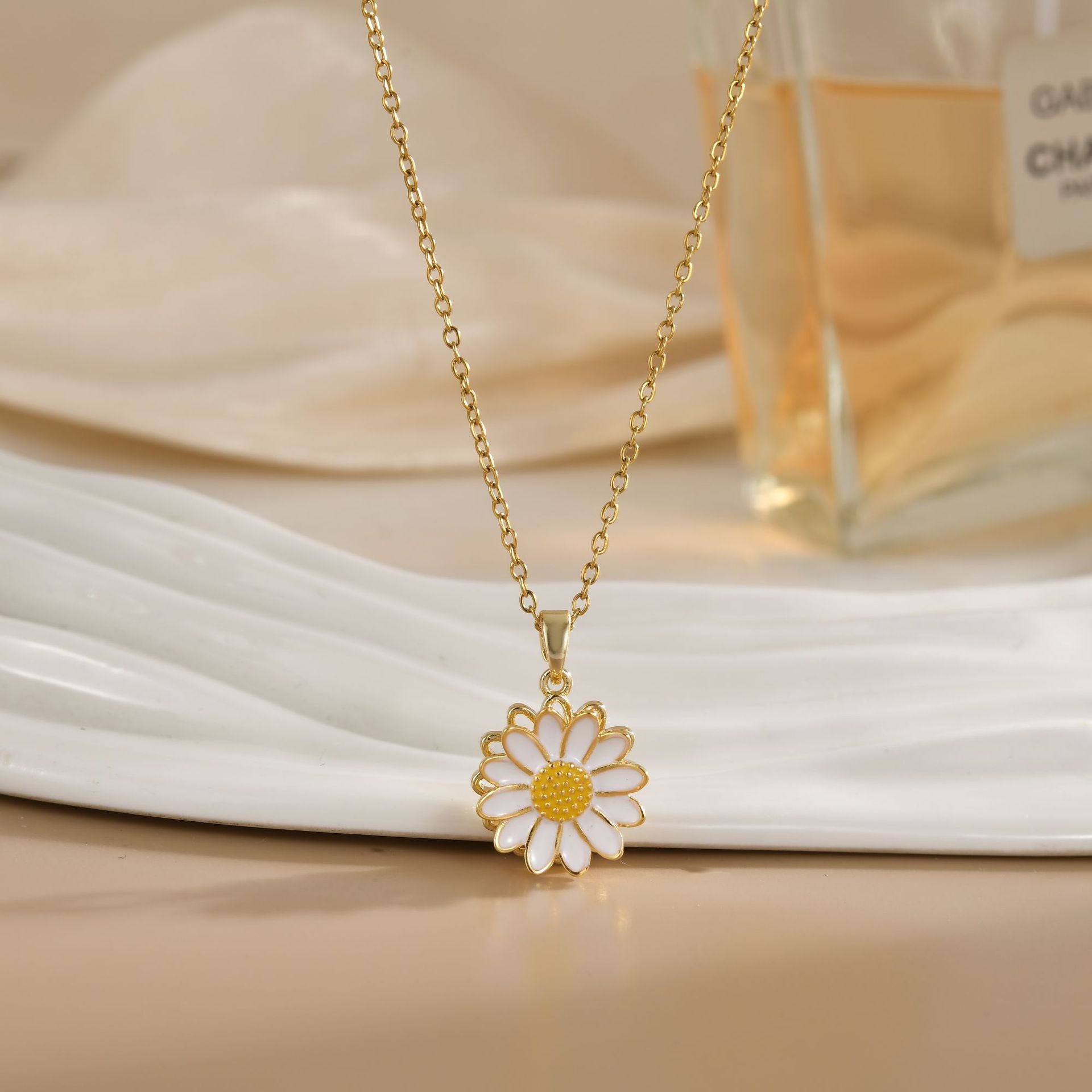 Rotating Zircon Flower Titanium Steel Necklace