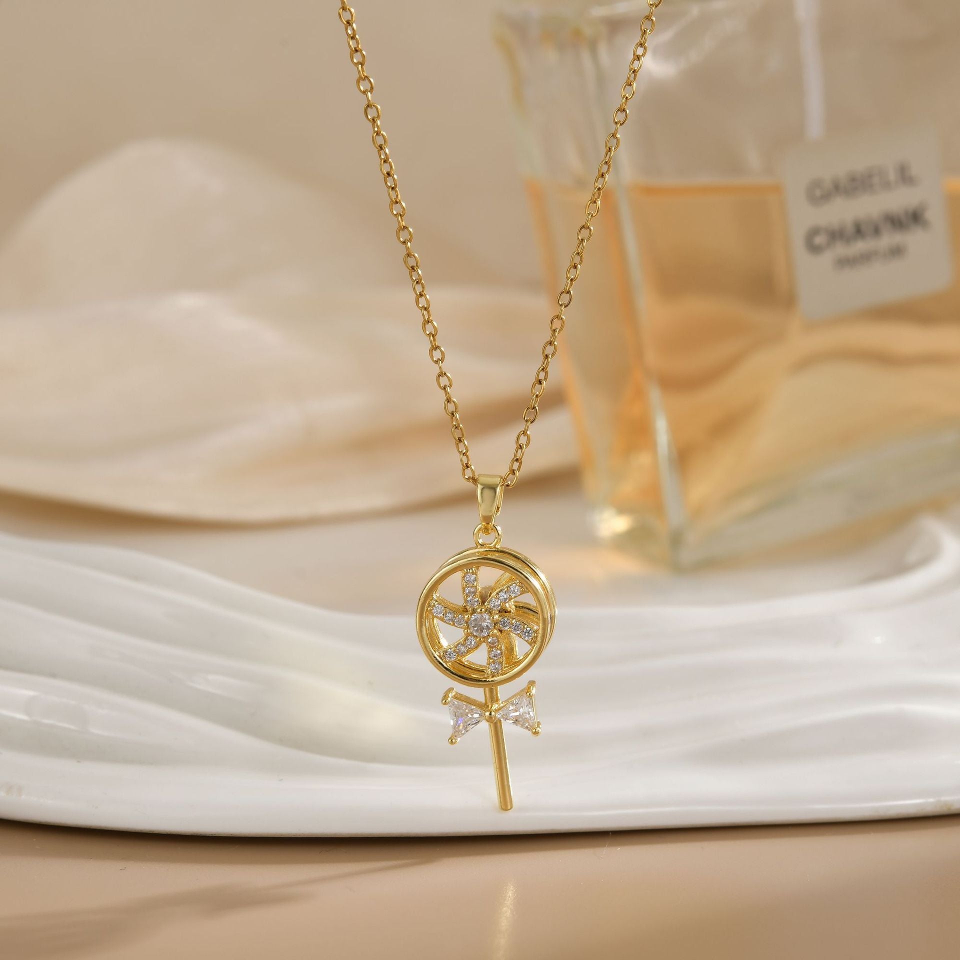 Rotating Zircon Flower Titanium Steel Necklace