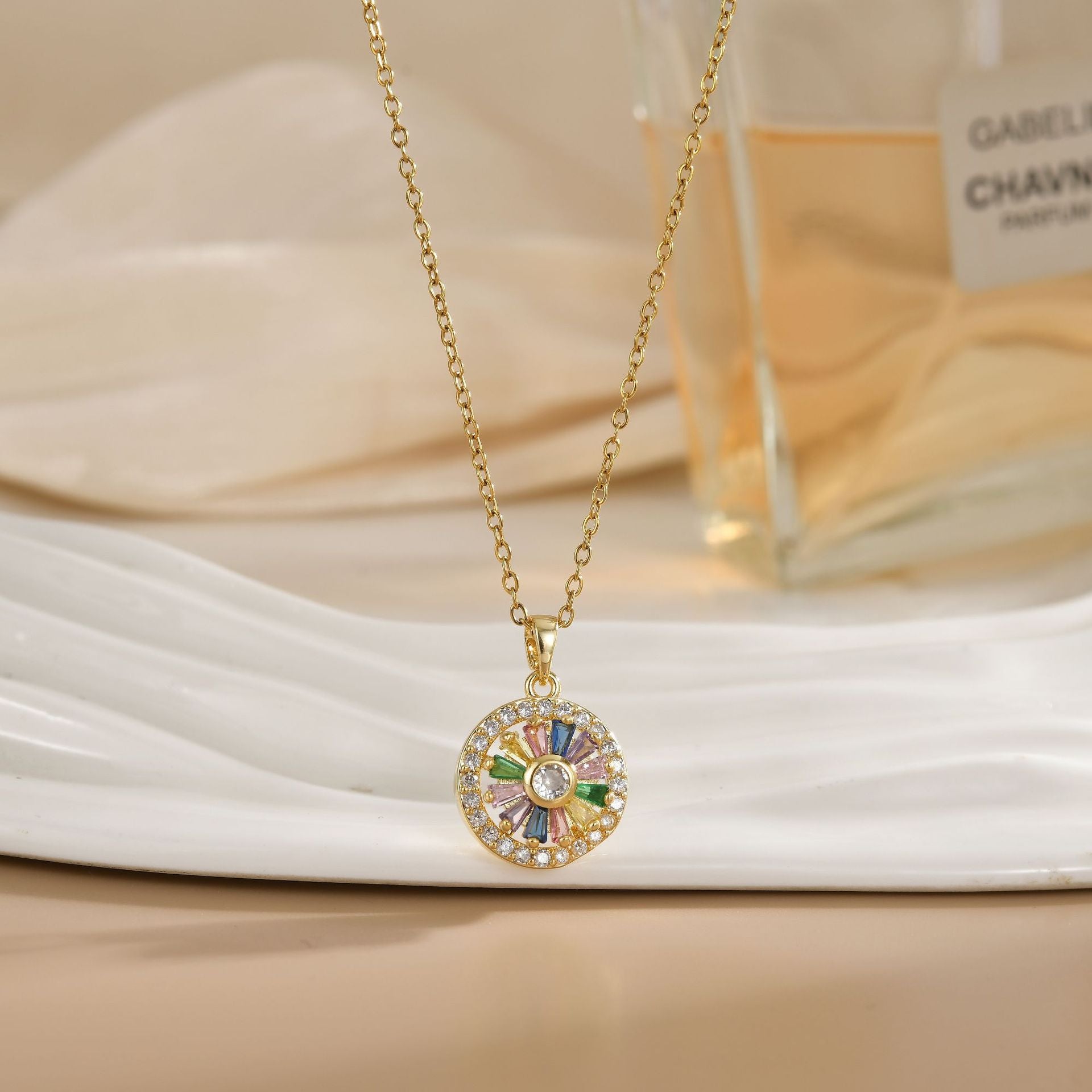 Rotating Zircon Flower Titanium Steel Necklace