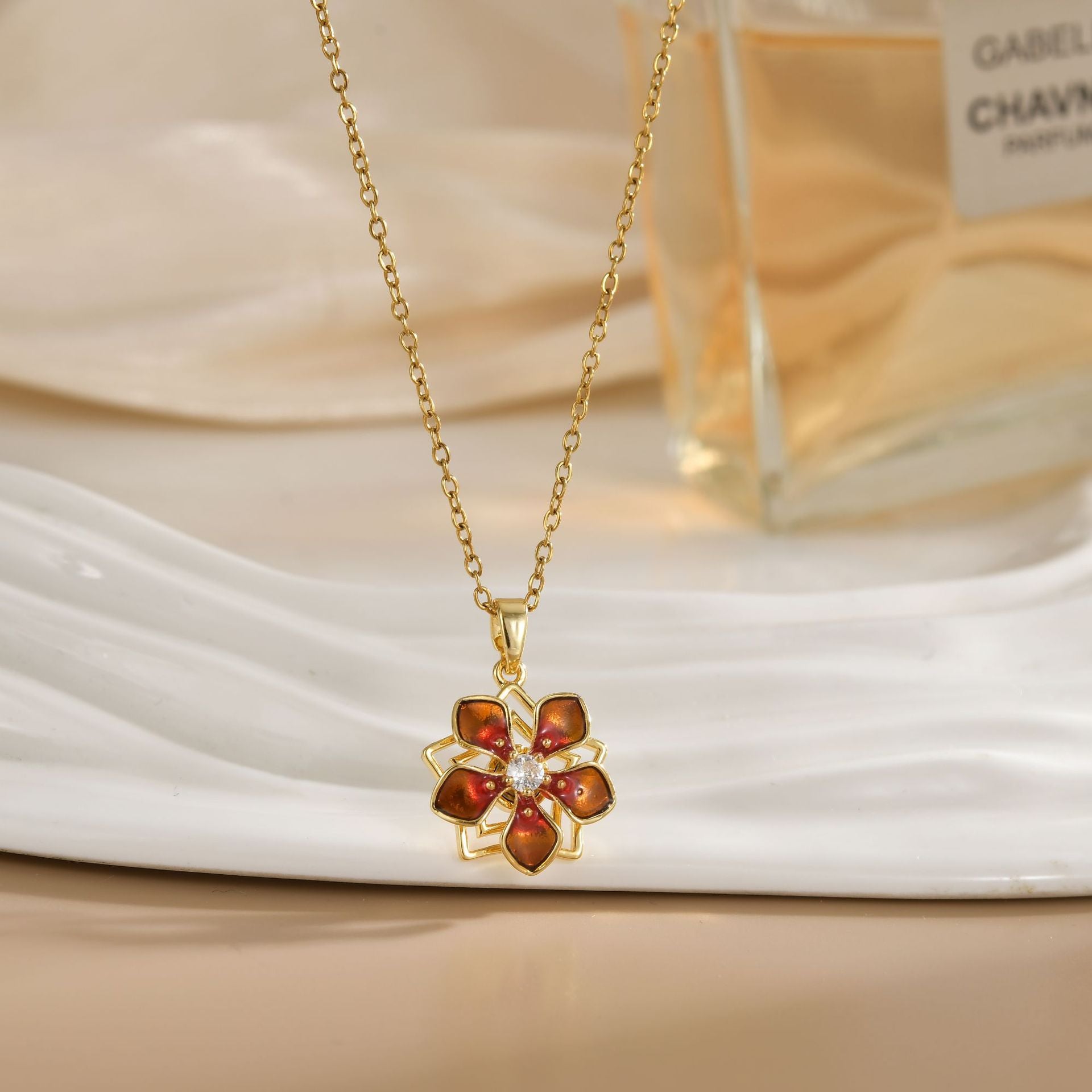 Rotating Zircon Flower Titanium Steel Necklace