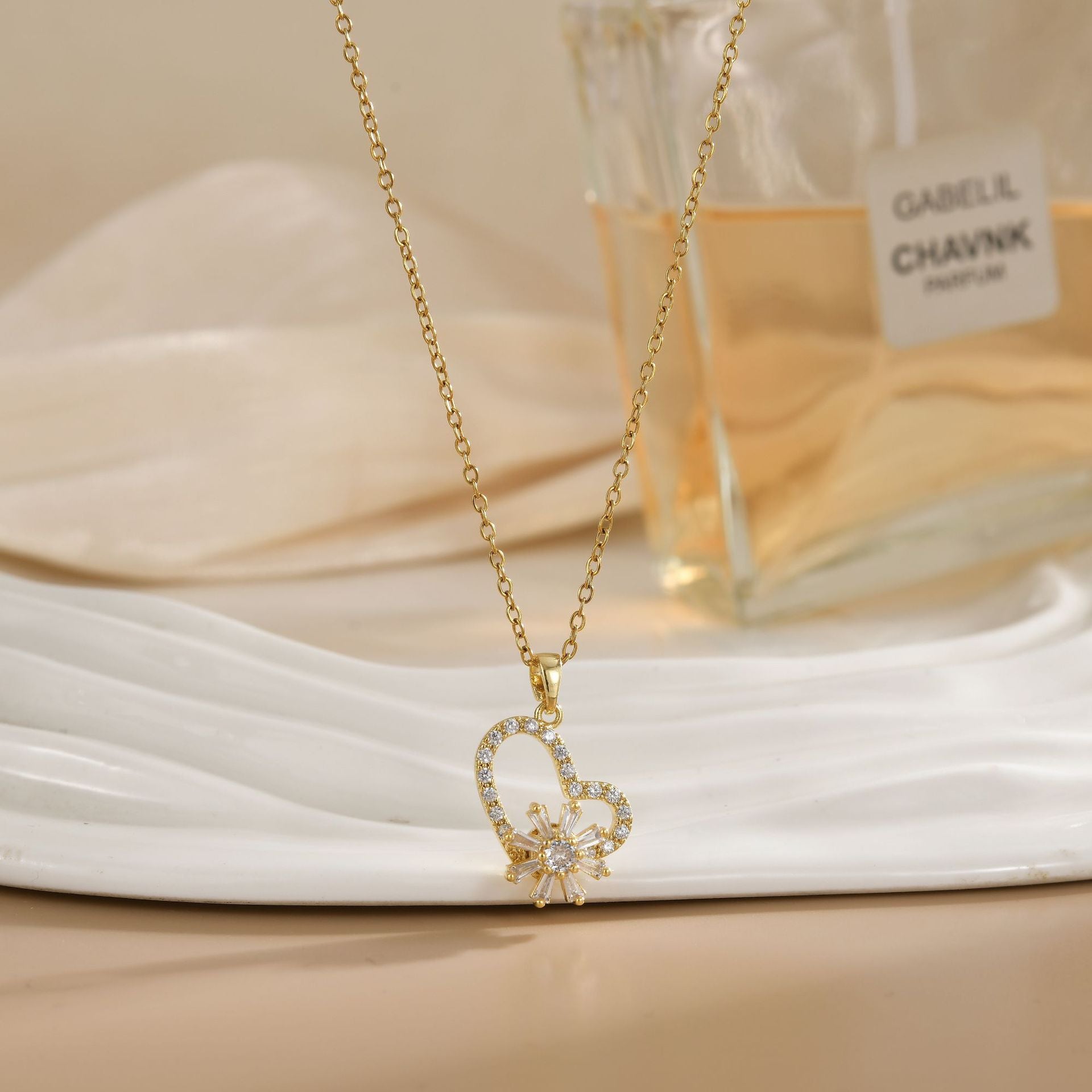 Rotating Zircon Flower Titanium Steel Necklace