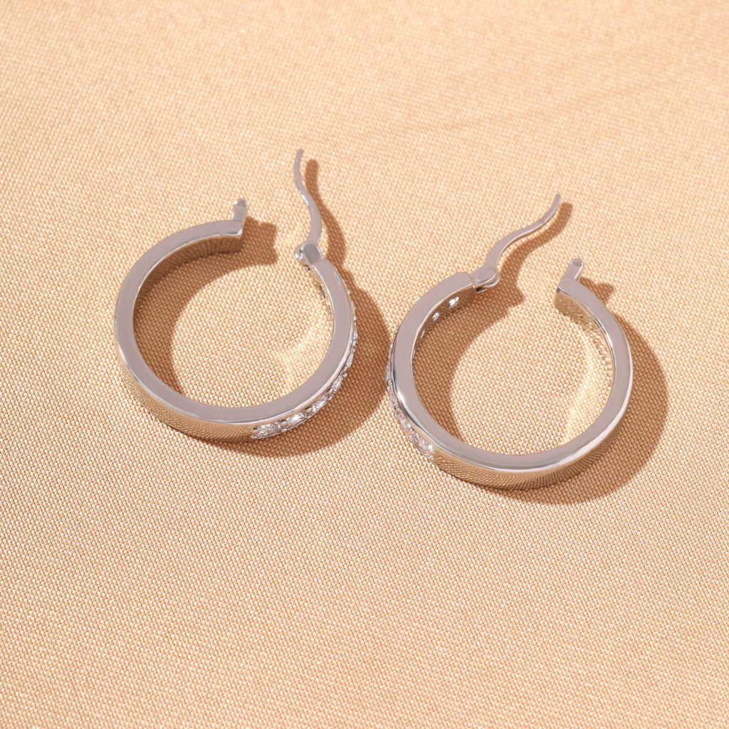 Zircon minimalist earrings
