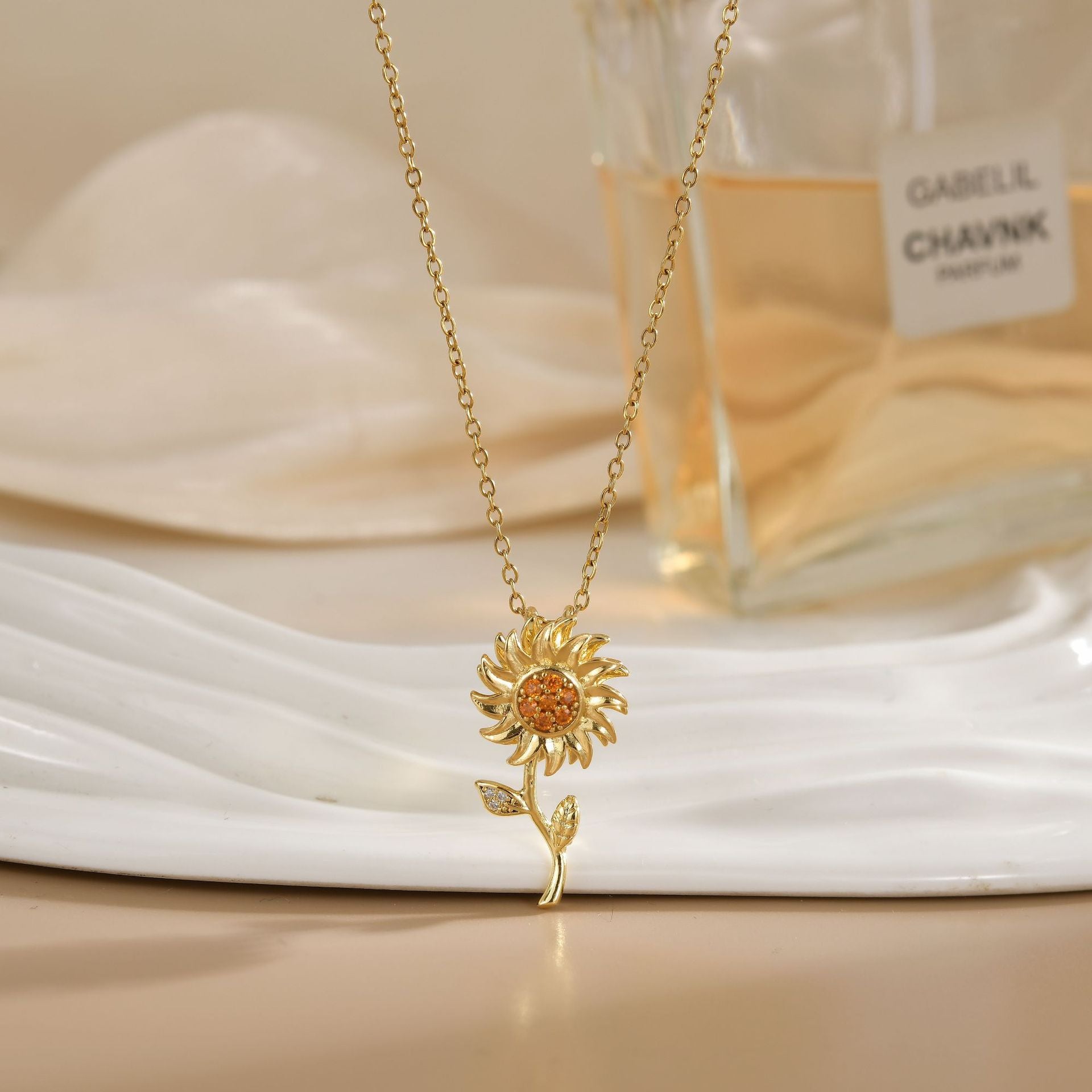 Rotating Zircon Flower Titanium Steel Necklace