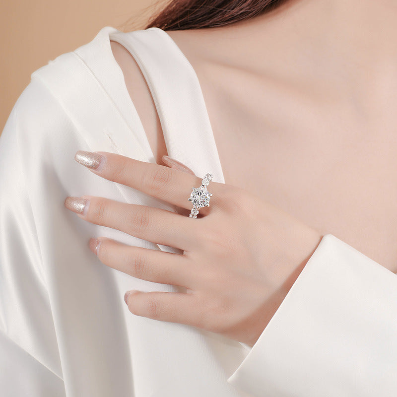 Damilla 4 Carat Moissanite Ring in s925 Sterling Silver