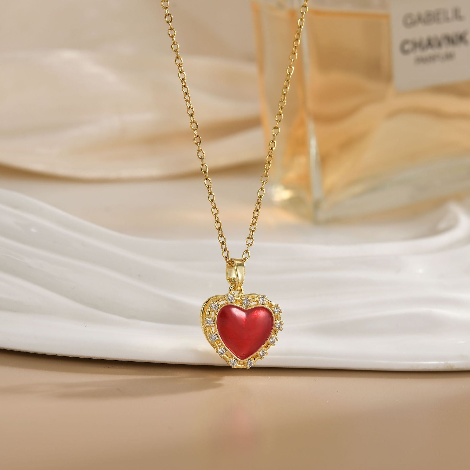 Rotating Zircon Flower Titanium Steel Necklace